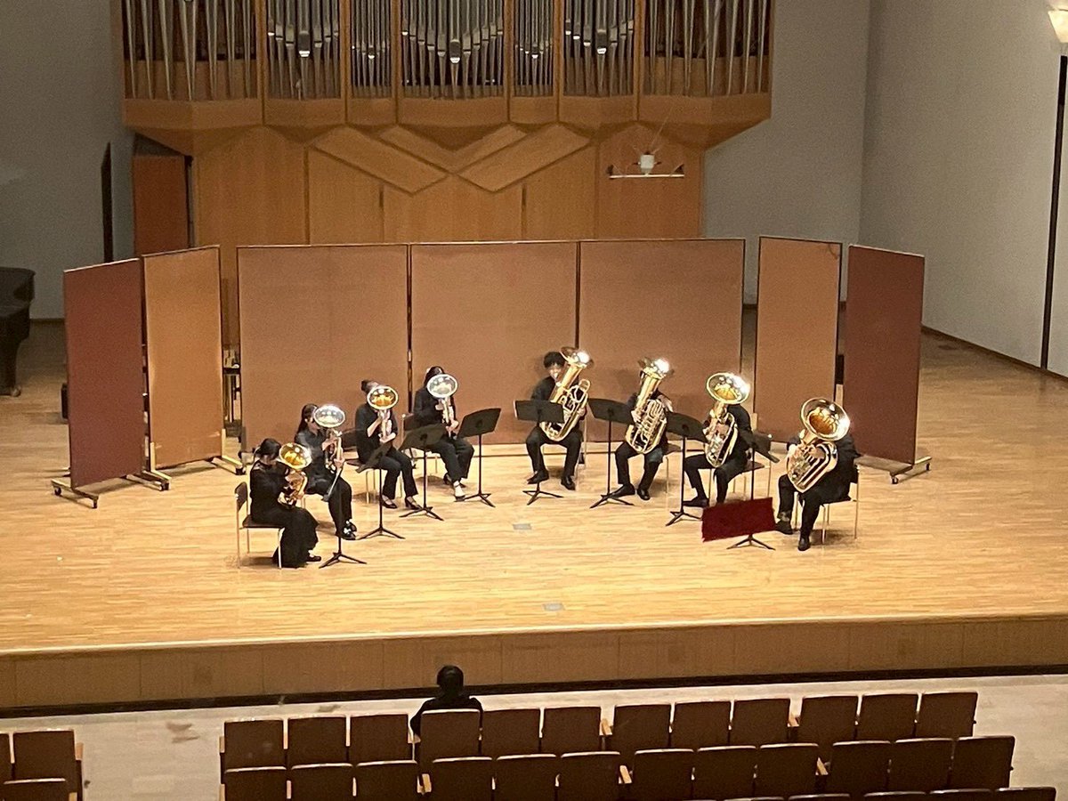 先日11/13(木)に第37回相愛大学バリチュー定期が無事終演いたしました✨

たくさんのお褒めの言葉もいただき、今後ともより良い演奏をお届けできるよう一同日々精進して参ります！

そして演奏会をサポートしてくださった関係者の皆様、ご来場いただきましたお客様に感謝申し上げます🙇‍♀️