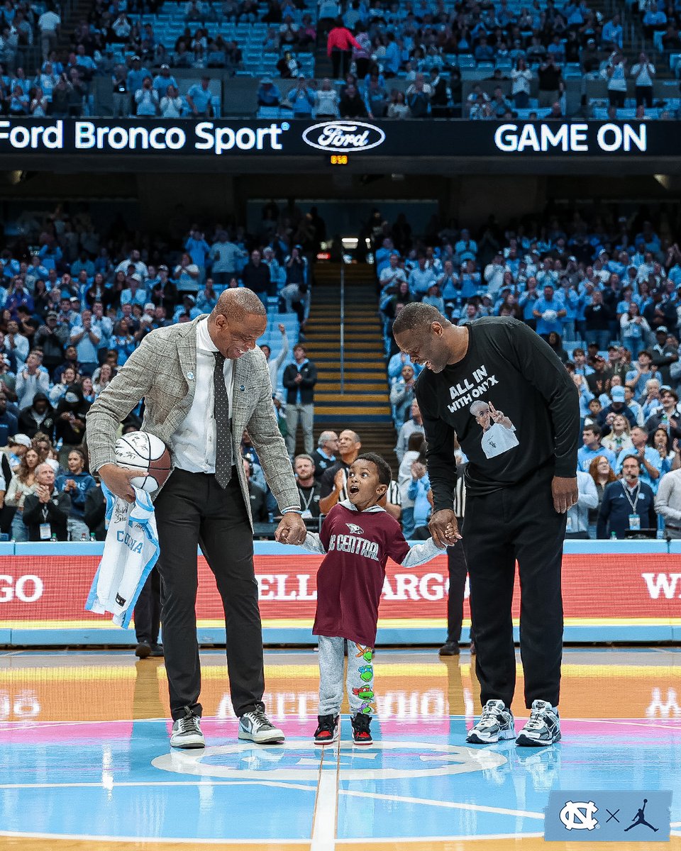 Carolina Basketball tweet media