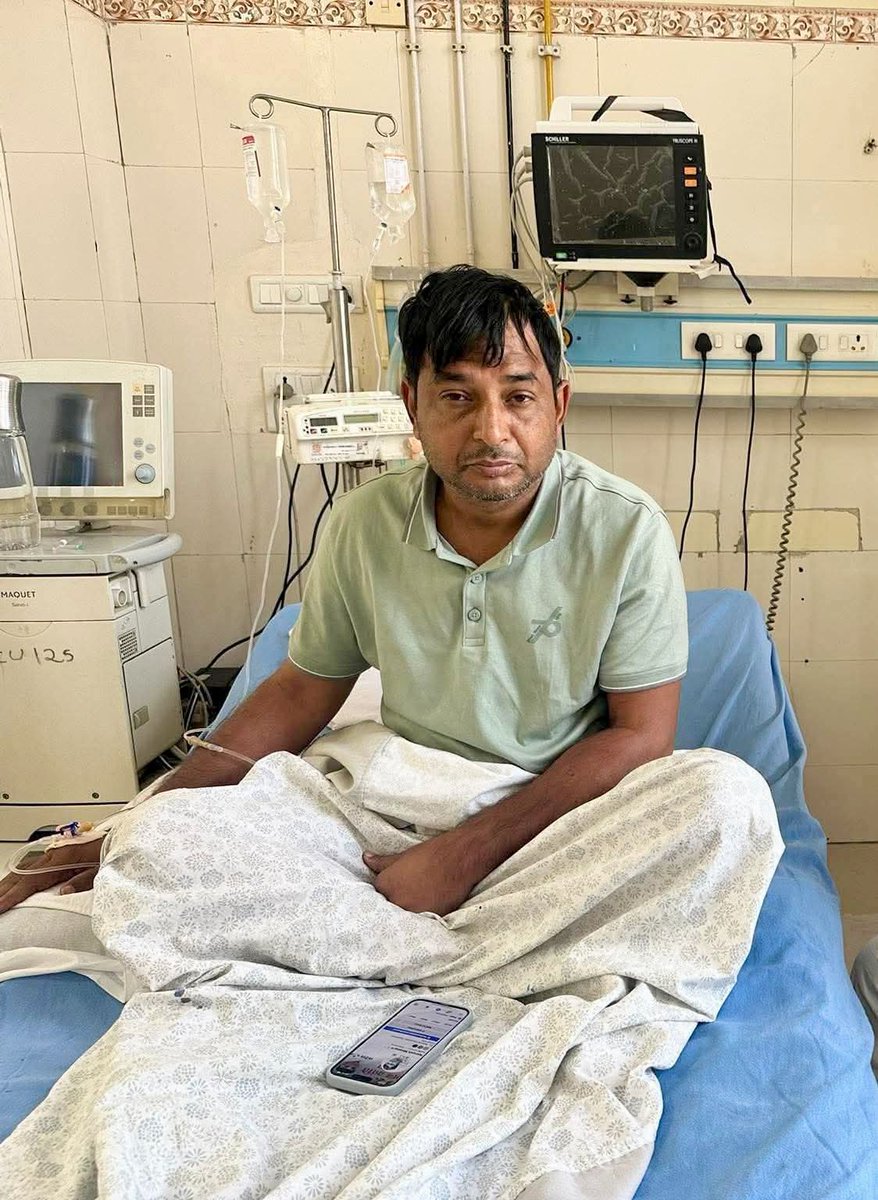 dharmrajpratham's tweet image. आप शिबू सोरेन को पढ़ना,शिबू सोरेन ने जनता के लिए लड़ते हुए  200 मुकदमे खाए कई बार जेल गया..

उसने भी अपने शुरू के 3 चुनाव हारे और तीन चुनाव हारने वाला शिबू सोरेन 11 बार सांसद बना और 3 बार झारखंड का मुख्यमंत्री बना,
#NareshMeena