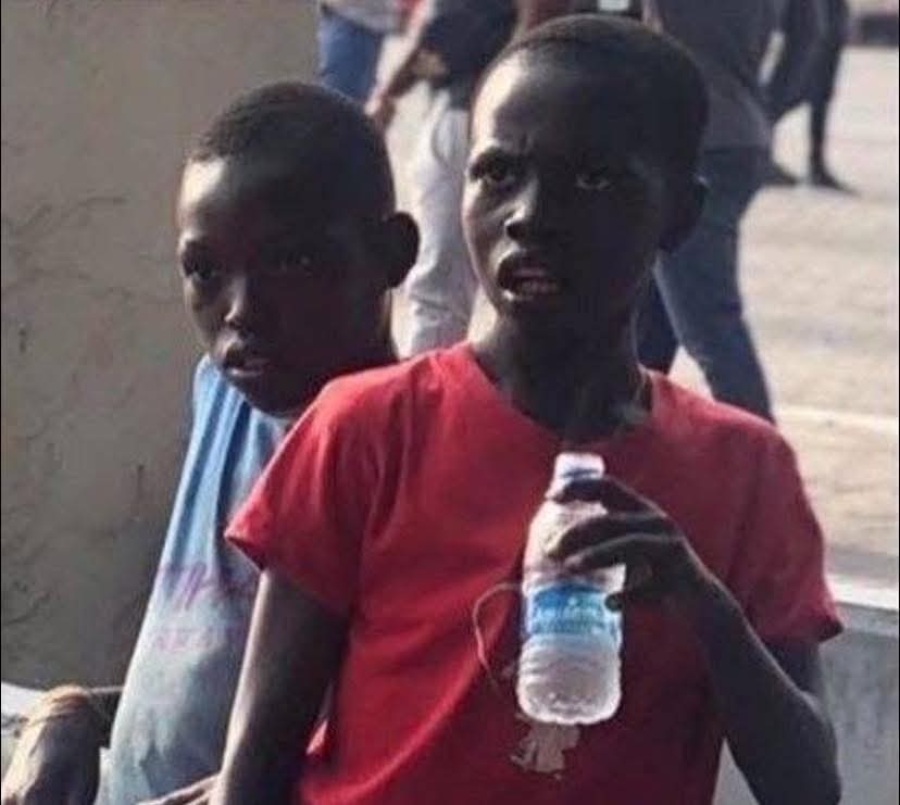 Idi_Chimaobim's tweet image. Why are you comfortably not following me?

Cheaters are asleep, let's gain💯