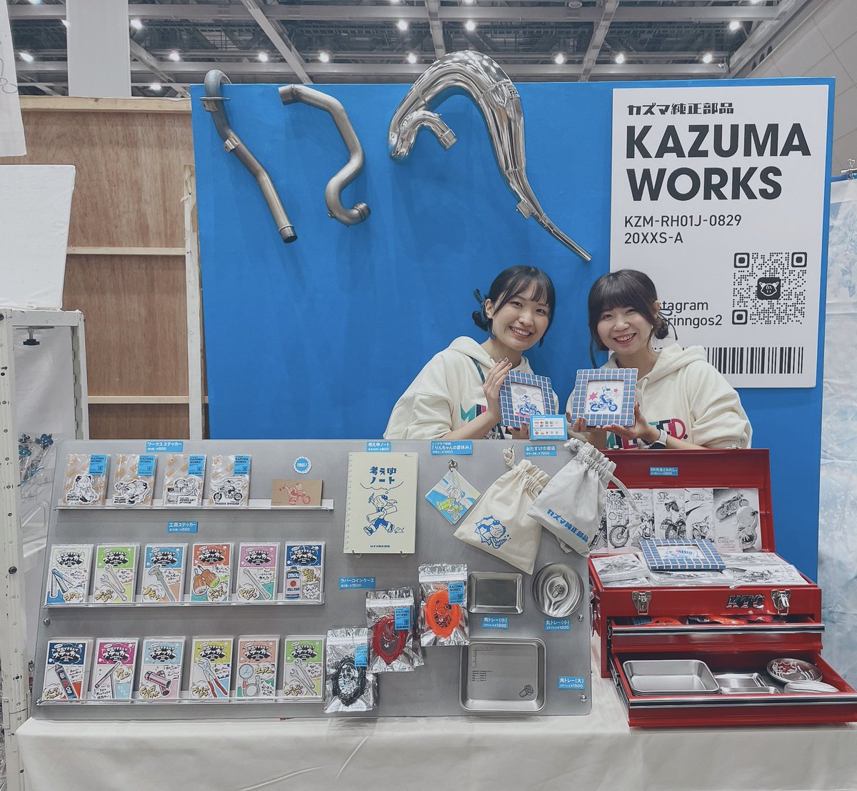 遅くなりましたが、設営しました✨
既に沢山の方に来ていただき、原画は開始と同時に完売しました！
（欲しかった方すみません💦）
引き続きお待ちしております♪

#デザフェス62