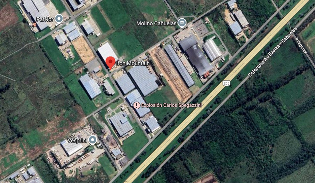 Iron Mountain es una de las empresas afectadas en el incendio en Ezeiza/Spegazzini, confirmó el intendente Granados jr. En 2014, a Iron Mountain "se le incendió" el galpón en barracas murieron 10 personas, el peritaje marcó q fue intencional 

infobae.com/sociedad/2023/…