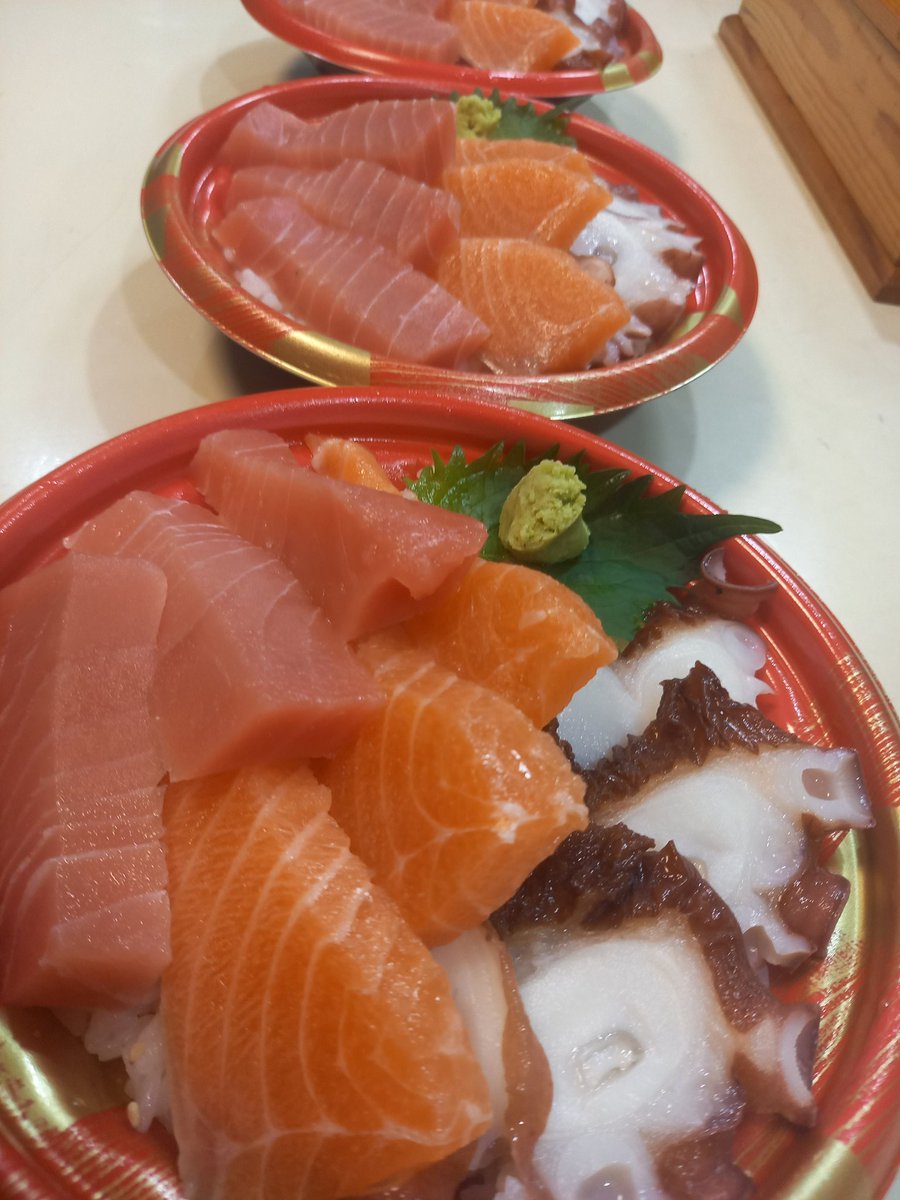MallofAsia123's tweet photo. ランチは退屈 https://t.co/fD8OybeVFC