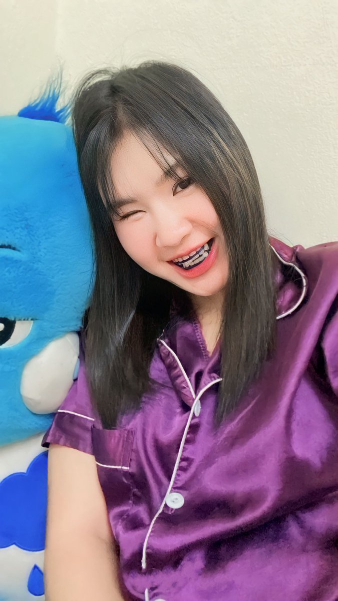 Pingpy12's tweet image. 05 : 46 ฝันร้ายเจอผี ฝันดีเจอเรานะกั๊บบบ💜☪️
#Goodnightkiss☁️🛌