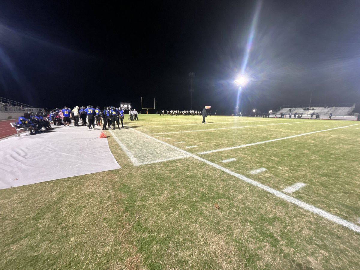 Don’t miss our Game of the Night! <a href="/WiHiFB/">WiHi Football</a> hosts Gwynn Park in the second round of states at 6:00.

🎙️ <a href="/darronwallace_/">Darron Wallace</a> &amp; Bryan Dyke
🎤 <a href="/IanNicholasTV/">Ian Nicholas</a> 
💻  shorturl.at/MfUL1

#LocalTeamsBigDreams