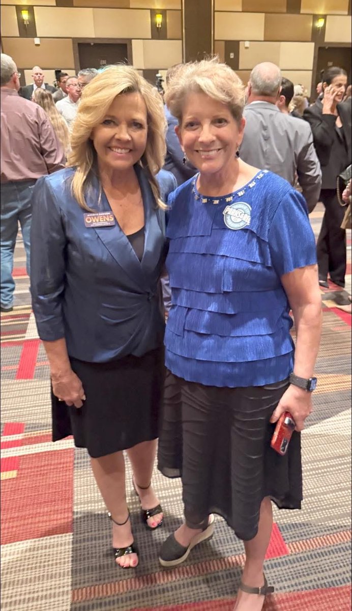ADOforHenderson's tweet photo. Our outstanding Mayor highlighted at the State of the City address why we're “All-In” at the City of Henderson, our premier city, sharing the remarkable progress we've made and the exciting future that lies ahead! #CityofHenderson #PremierCity #SOTC https://t.co/pS8xi5Ax3C