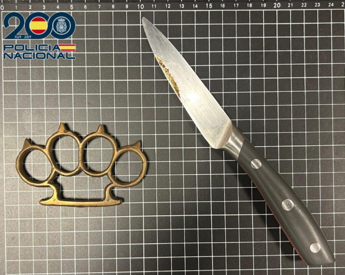 narcodiario's tweet image. Vuelcos violentos llevan a la @policianacional hasta el escondite de los #narcos en #vigo #Galicia . VÍDEO 📹 📼 e info, en
narcodiario.com/2025/11/vuelco…