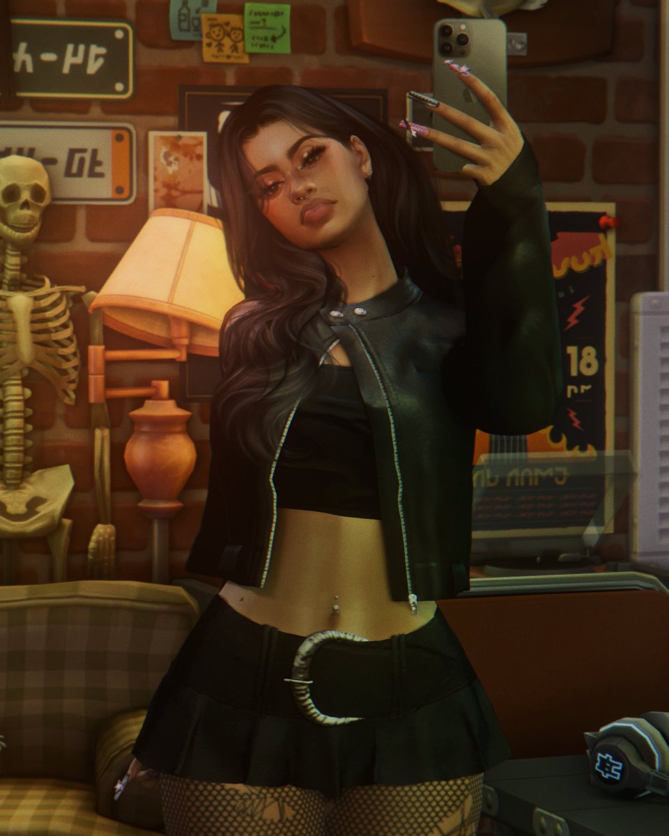 hellokitreina's tweet image. new bitch in the villa, hi san myshuno. &amp;lt;3