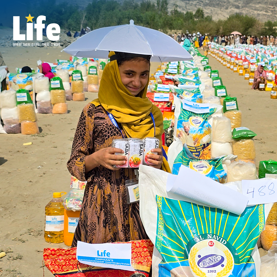 What happens when a child can stop worrying about tomorrow? Swipe to see the answer.

For just $60/month, you ensure an orphan receives food, clothing, and the educational tools they need for survival and growth.

If you could write a letter to your sponsored child about the