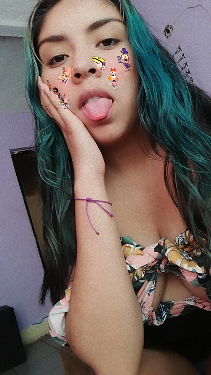 bvb_lizzi's tweet photo. Ando aburrida, quieres ver más 🤭🙂‍↕️😏✨️

#Aburrida #ventapacks #contenidoprivado #lencería #ventadefotos #FotosIntimas #fotosdepies https://t.co/hjAkls855k