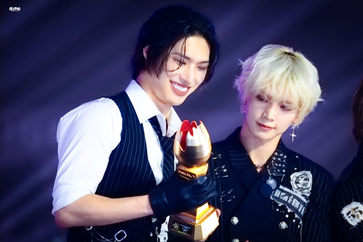 𝑨𝒅𝒐𝒓𝒆 tweet media