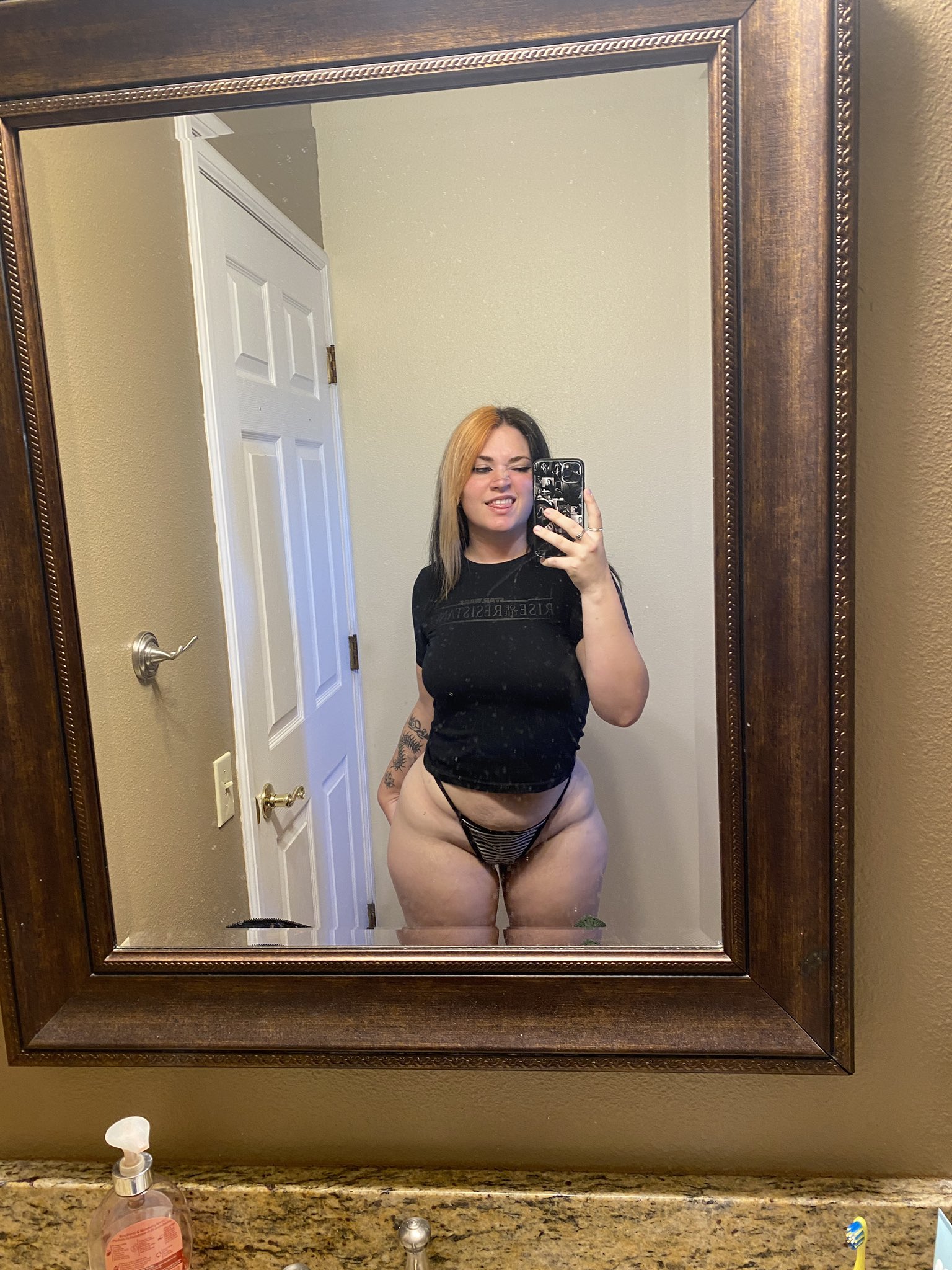 G5wDdrXbkAA6L0e.jpg:large