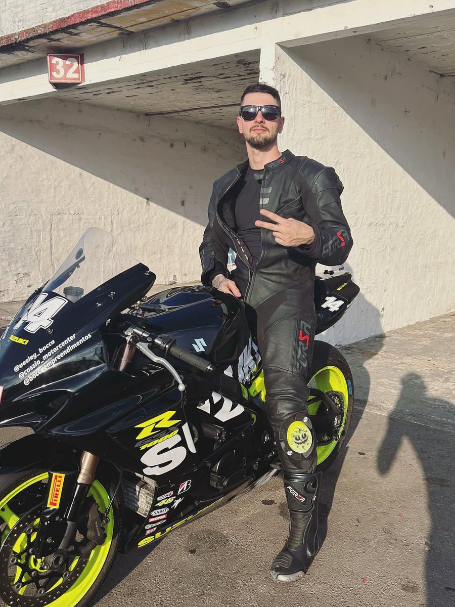 UnderYourControl 5k 🏍️ tweet media