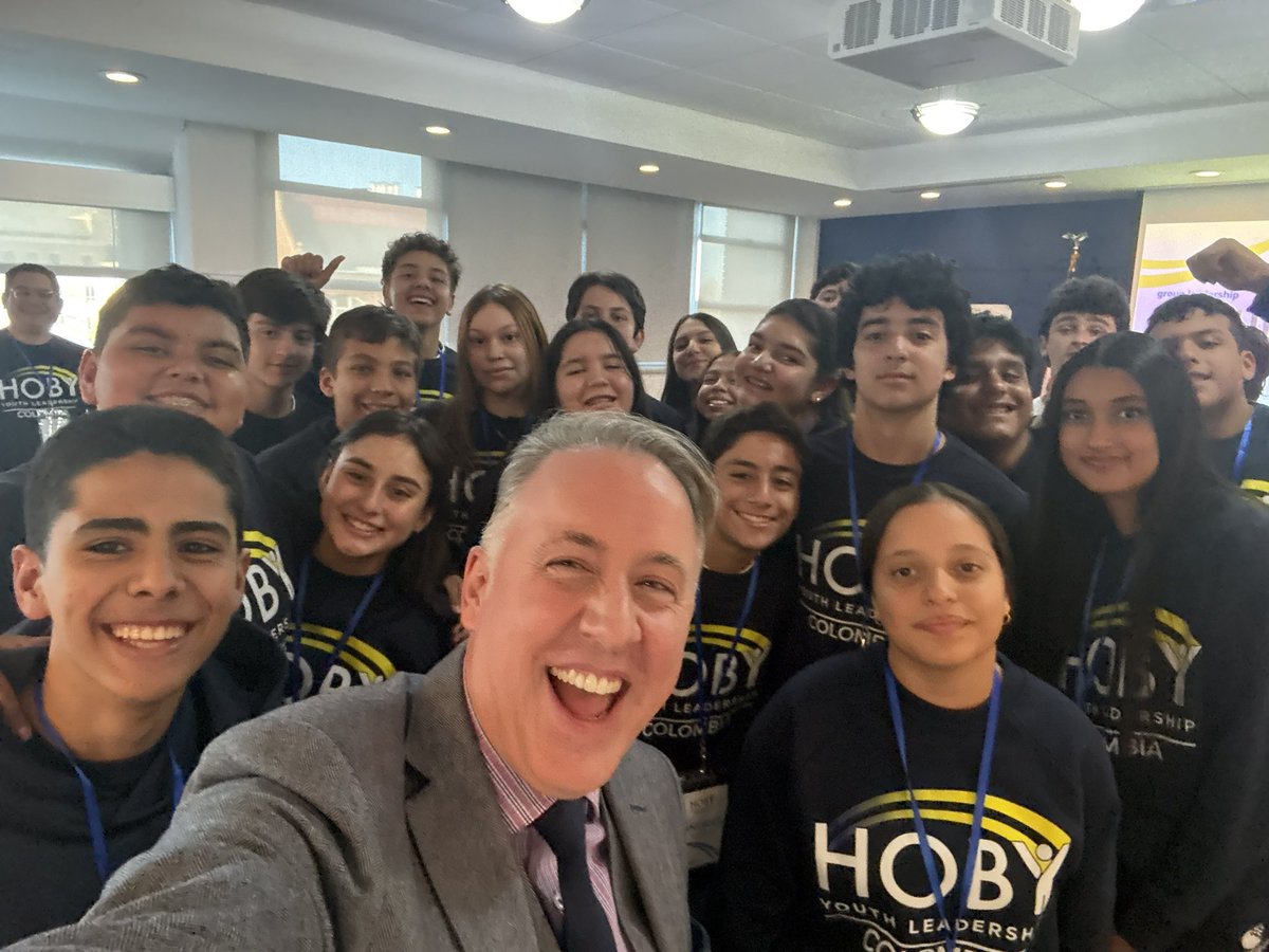 Michael Akin tweet media