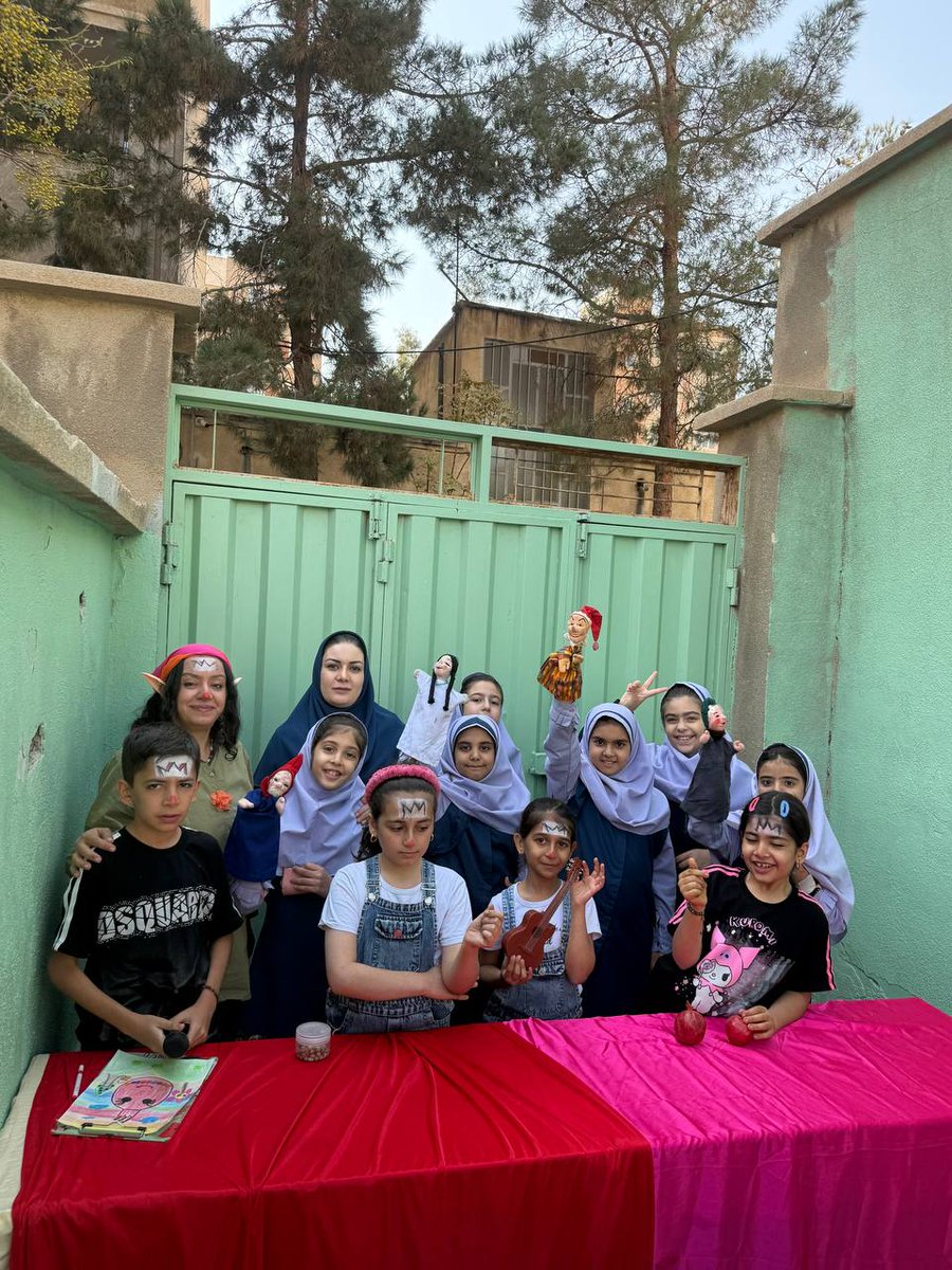 fifiowp's tweet image. Gm friends
1. Puppetshows! We made it!
2. Puppet videos! We made it!
3. Now, I can take a deep breath!
.
Do you take a deep breath on your road?!
.
#owp #puppetshow #relax