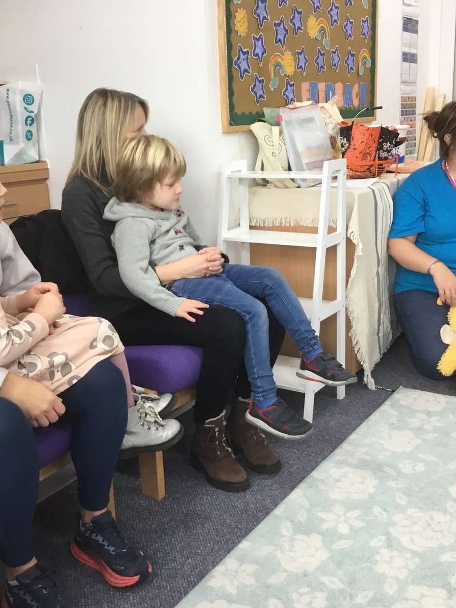 Gargieston's tweet image. Today during our Stay and Play, the ECC children welcomed their adults in to a BookBug session. Lots of fun, singing, reading and giggles were had by all. #BookBug #ParentalEngagement #earlylearning