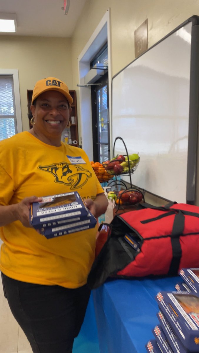 1025TheGame's tweet image. KABOOM! This is how we do it 🙌🏻 thank you @PredsFoundation &amp;amp; @kaboom for all the amazing things you do for our Smashville community 🫶 we loved being part of this again this year and can’t wait till the next one! #Smashville