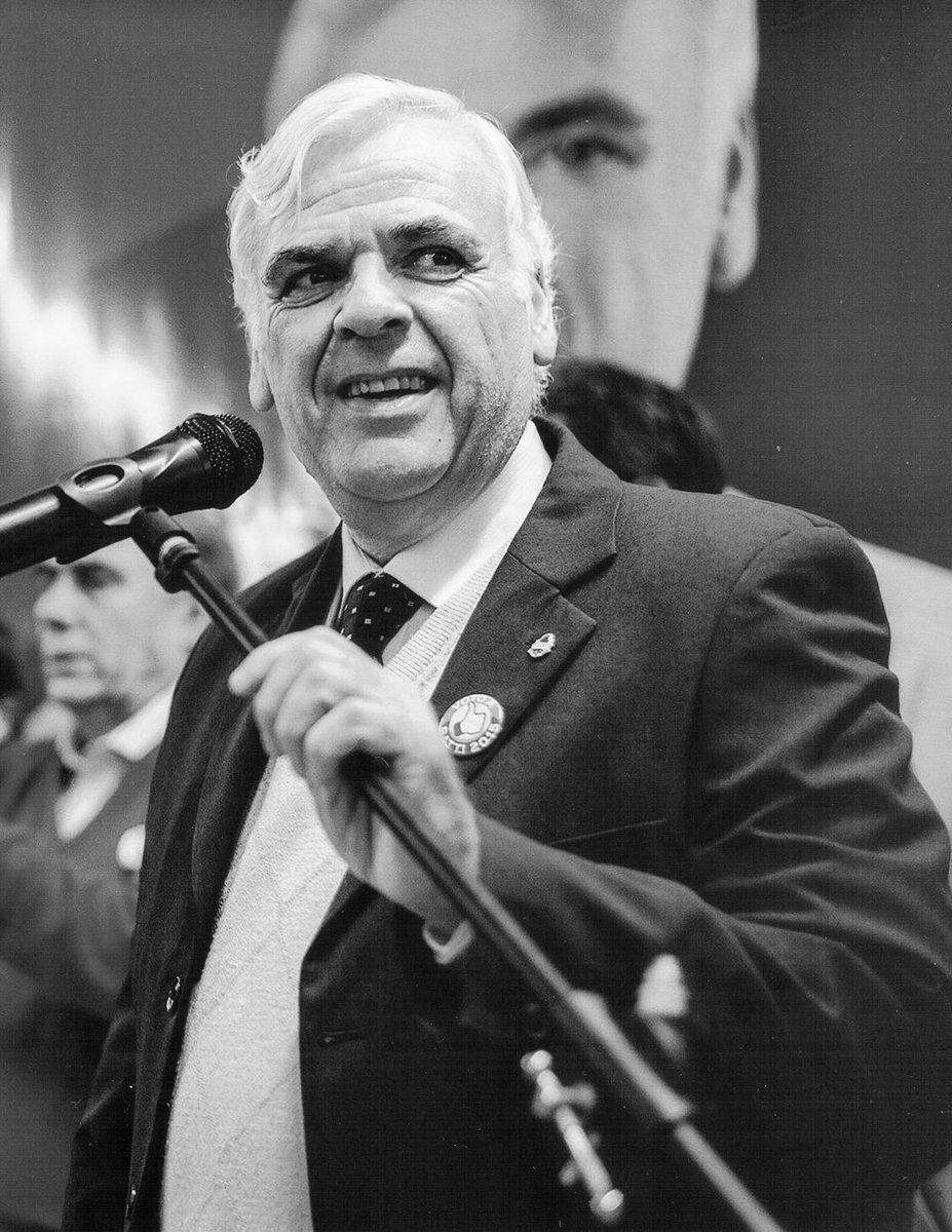 Logramos en el HCD una decisión que tiene un enorme valor simbólico para nuestra comunidad: el barrio Ex Matadero pasará a llamarse Barrio Walter Battistella 🏡

Y elegimos ese nombre porque fue Walter quien tuvo la visión y el coraje de recuperar ese espacio de la ciudad y