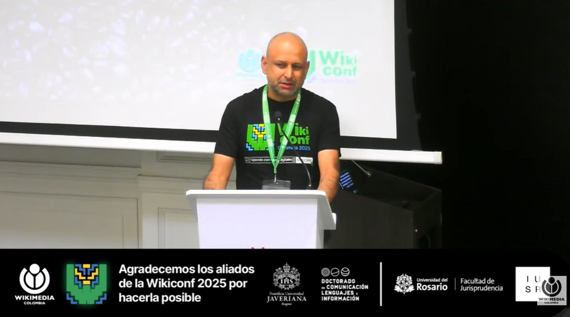 wikimediaco's tweet photo. La Wikiconf 2025 ofreció un programa diverso que combinó charlas, talleres y espacios de creación colaborativa en torno a los proyectos Wikimedia y a las temáticas que atraviesan nuestra comunidad, como la educación, diversidad cultural, sostenibilidad yjusticia climática. https://t.co/NJtSpvKeA4