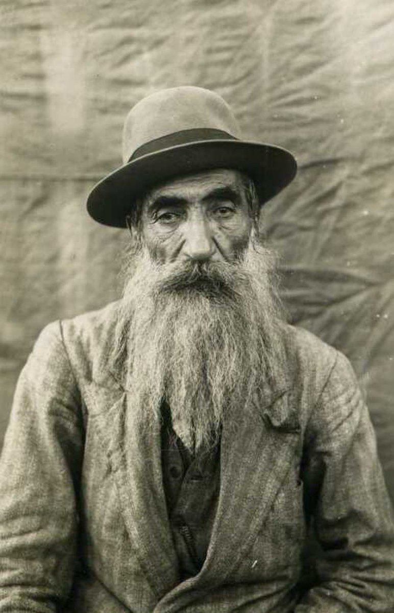 demoqrat1's tweet image. Dersim’in onur timsali Seyit Rıza’yı katledilişinin 88, yıl dönümünde saygıyla anıyorum. Unutmadık, unutturmayacağız.

“Ben sizin yalan ve hilelerinizle baş edemedim.”