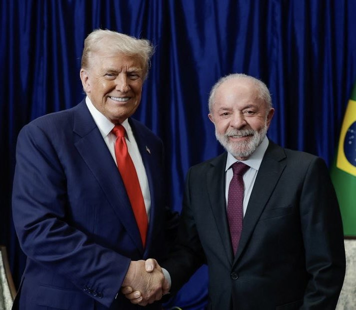 🚨URGENTE: Donald Trump ACABA de SUSPENDER as TARIFAS contra o Brasil! 

- Lula VENCEU o JOGO contra a extrema-direita e a FAMÍLIA BOLSONARO! 

VITÓRIA ESMAGADORA DO BRASIL. 🇧🇷👏🫵