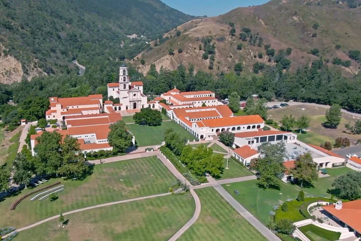 L.A. Filmmaker Ted Balaker on <a href="/TACollege/">ThomasAquinasCollege</a>: “Students Can't Hide Behind AI Here”
thecoddlingmovie.substack.com/p/students-can…