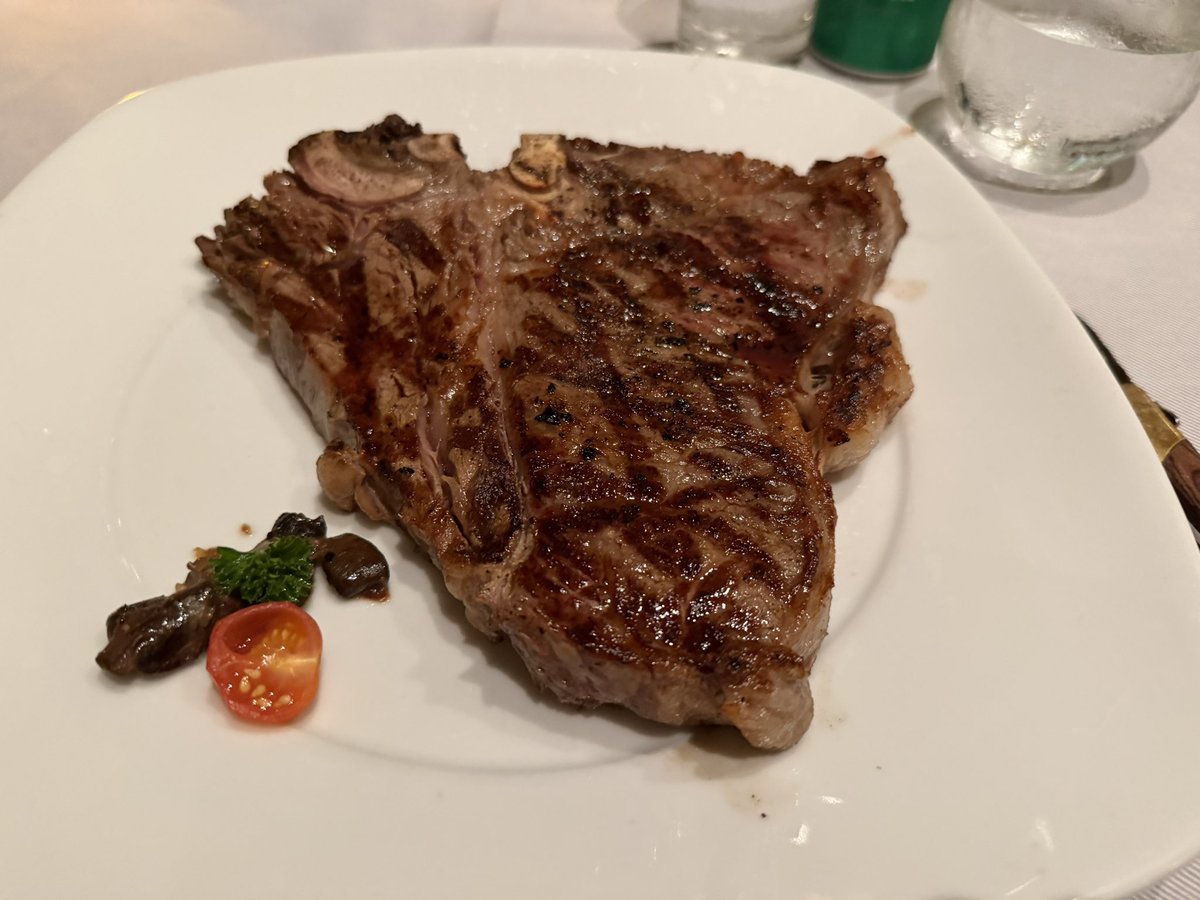 Danielle tweet media