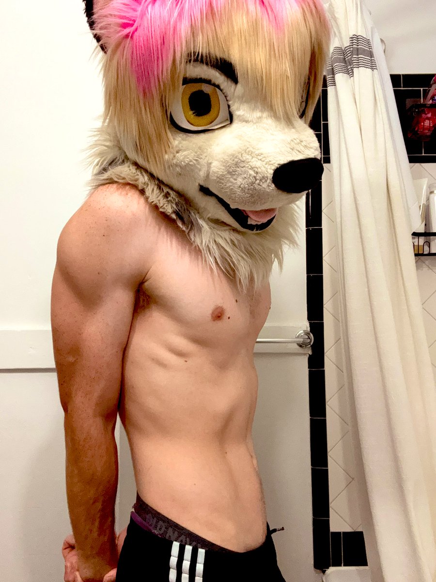 Your friends will flake on you, but the weights never will. 😤🫩