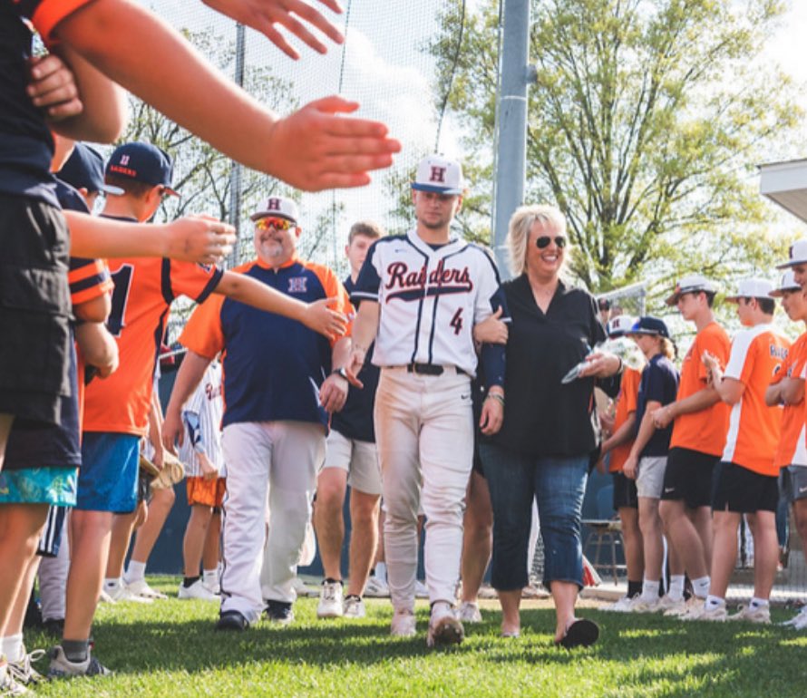 Harrisonbsball's tweet photo. Happy birthday to one of the best. Thank you for everything you do for our Raiders at all levels, Coach Payne! https://t.co/sRNzHrziAh