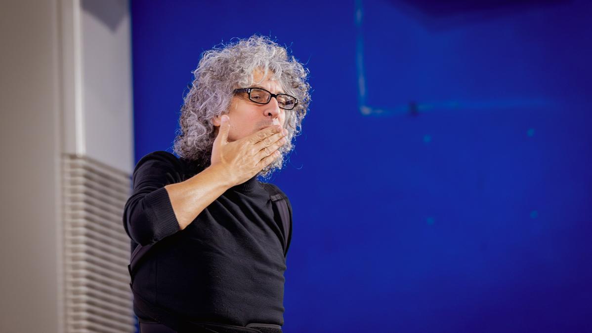 Giovanni Allevi, ritorno alla vita: “Il dolore eleva la musica, ora posso toccare i cuori”: Ascoli, 15 novembre 2025 – Un lungo applauso e una emozionante standing ovation per il Maestro Giovanni Allevi, hanno fatto da cornice alla proiezione in… dlvr.it/TPGsTx ▶ ⤵️