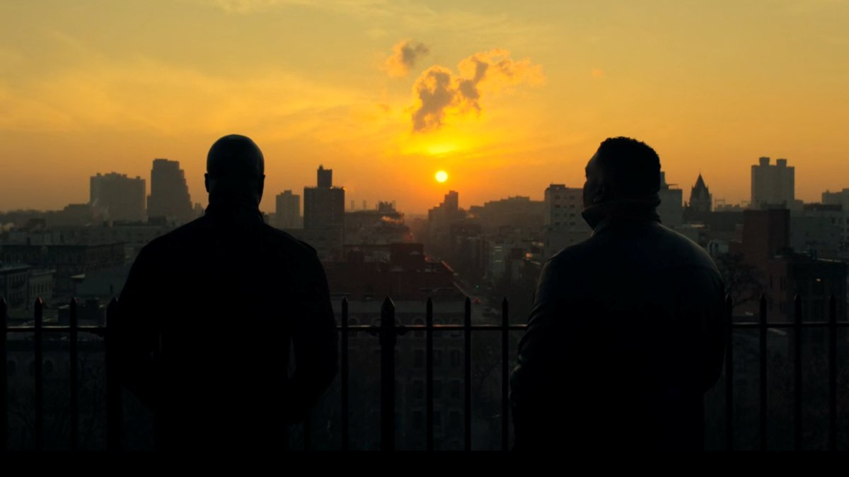 Ｄａｍｉｅｎ   Ｓｍｉｔｈ
———————————————

                  Hᴀʀʟᴇᴍ's ᴄʀɪᴍᴇ ʙᴏss
                  ᴏᴡɴᴇʀ ᴏғ 
                              ᴛʜᴇ Hᴀʀʟᴇᴍ Bʟᴜᴇs Cʟᴜʙ
 
♡ &amp; ↻ ᴀᴘᴘʀᴇᴄɪᴀᴛᴇᴅ