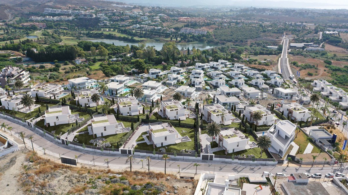 Pointenorth_'s tweet photo. Don’t wait to buy property in Africa’s growth regions — build with PointeNorth and own the future.
We’re transforming communities, one project at a time.
#InvestInAfrica #PointeNorthDevelopers #RealEstateGhana #WealthInProperty #AfricanInvestors https://t.co/YUj2uiracd