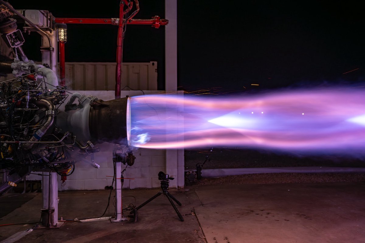 LΛUNCHER tweet media