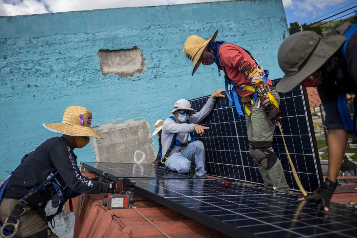 RenewableSearch's tweet image. Via PV Mag: &quot; In Puerto Rico, residential solar and storage growth outpaces utility-scale developments: Puerto Rico has reached 1.3 GW of residential solar and 185,000 residential batteries, with Wood Mackenzie… dlvr.it/TPGslr &quot; #BatteryStorage #EnergyStorage #PV