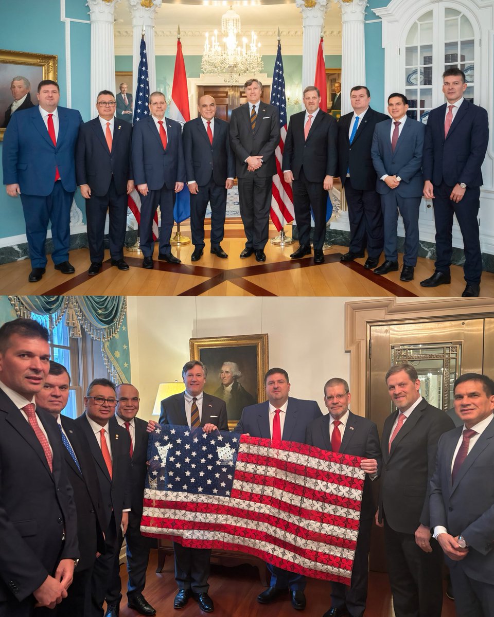 LaRed_Py's tweet photo. O VY’A “EL QUITAVISAS” CON LA BANDERA DE LOS ESTADOS UNIDOS DE ÑANDUTÍ  

@DeputySecState: “Me complació recibir a una delegación de senadores paraguayos, encabezada por el presidente del Senado @bachinunezpy , para conversar sobre la alianza estratégica y ampliar los lazos económicos y comerciales entre nuestros países. Paraguay ha sido un amigo incondicional de Estados Unidos en el corazón de Sudamérica, un apoyo que no siempre ha recibido la atención que merece. Bajo el liderazgo de @POTUS @realDonaldTrump y @SecRubio , hemos cambiado esa situación. Me conmovió profundamente su hermoso obsequio: una bandera estadounidense confeccionada con nanduti, el encaje tradicional paraguayo. ¡Gracias, amigos!”. 🇺🇸🤝🇵🇾