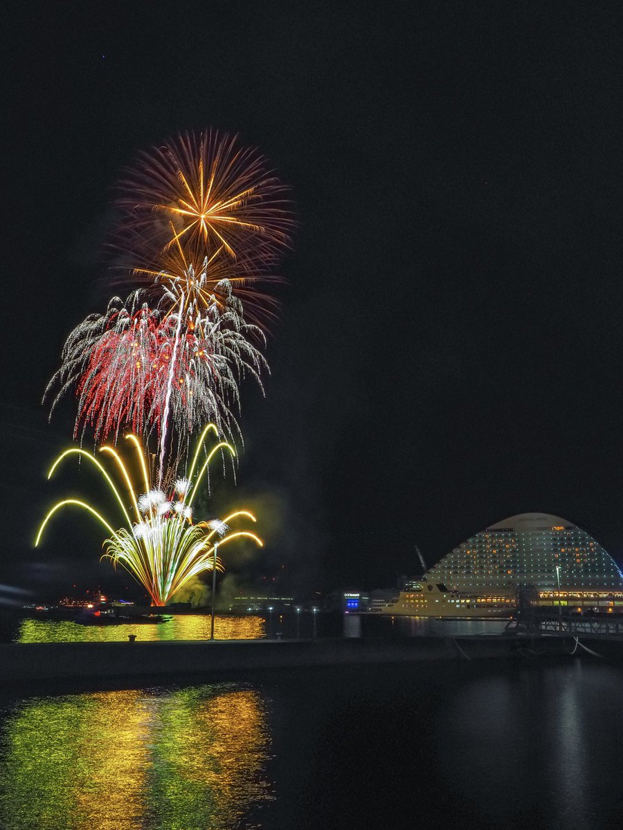〜ぶらりフォト【兵庫】神戸みなとHANABI①①〜

"HANABI「StaRt」

OLYMPUS E-M1
OLYMPUS M.12-40mm F2.8 PRO
#みなとHANABI2025