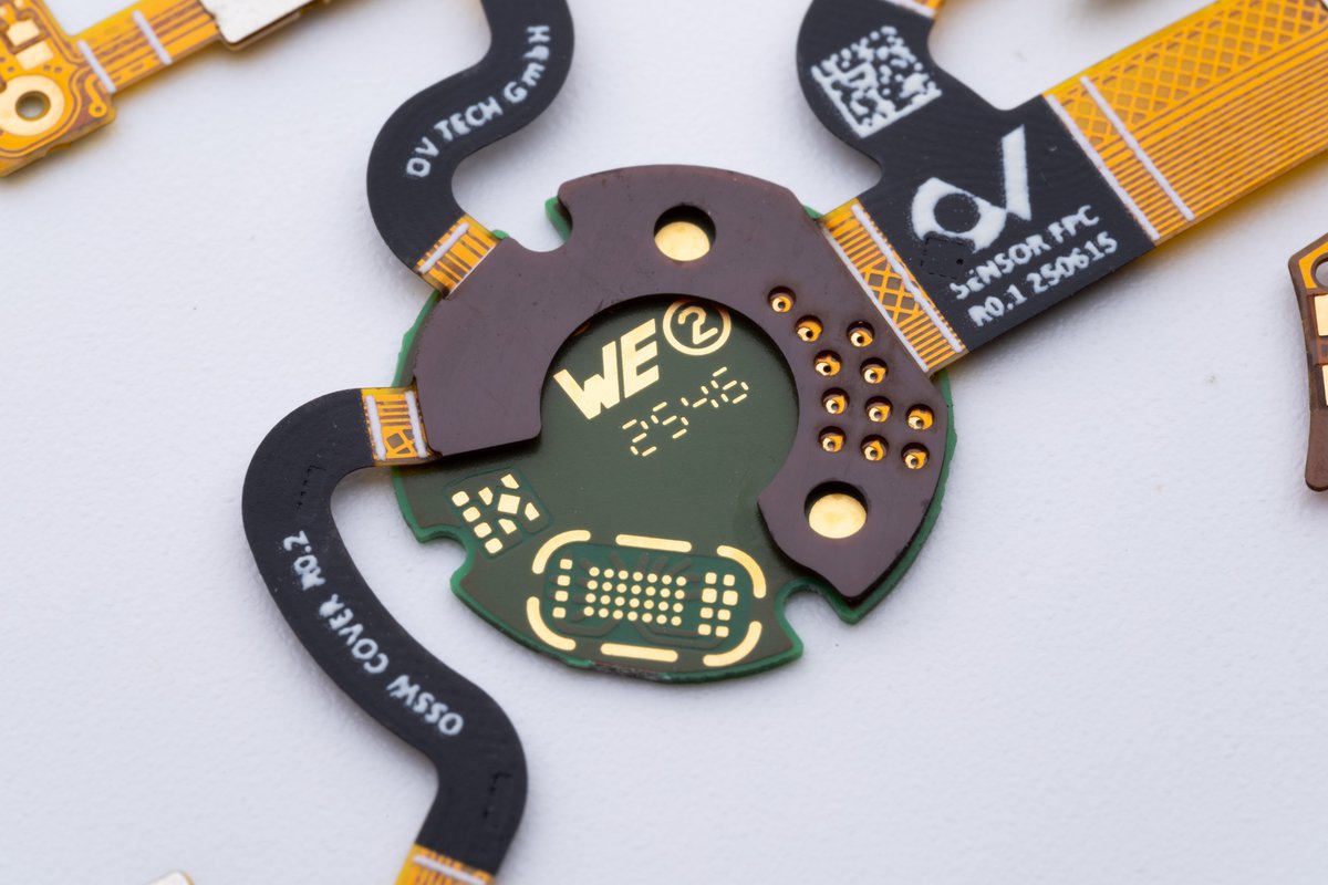 QVHenkel's tweet image. The new PPG sensorboard revision arrived. Time to try manually assembling 01005 parts 🤏