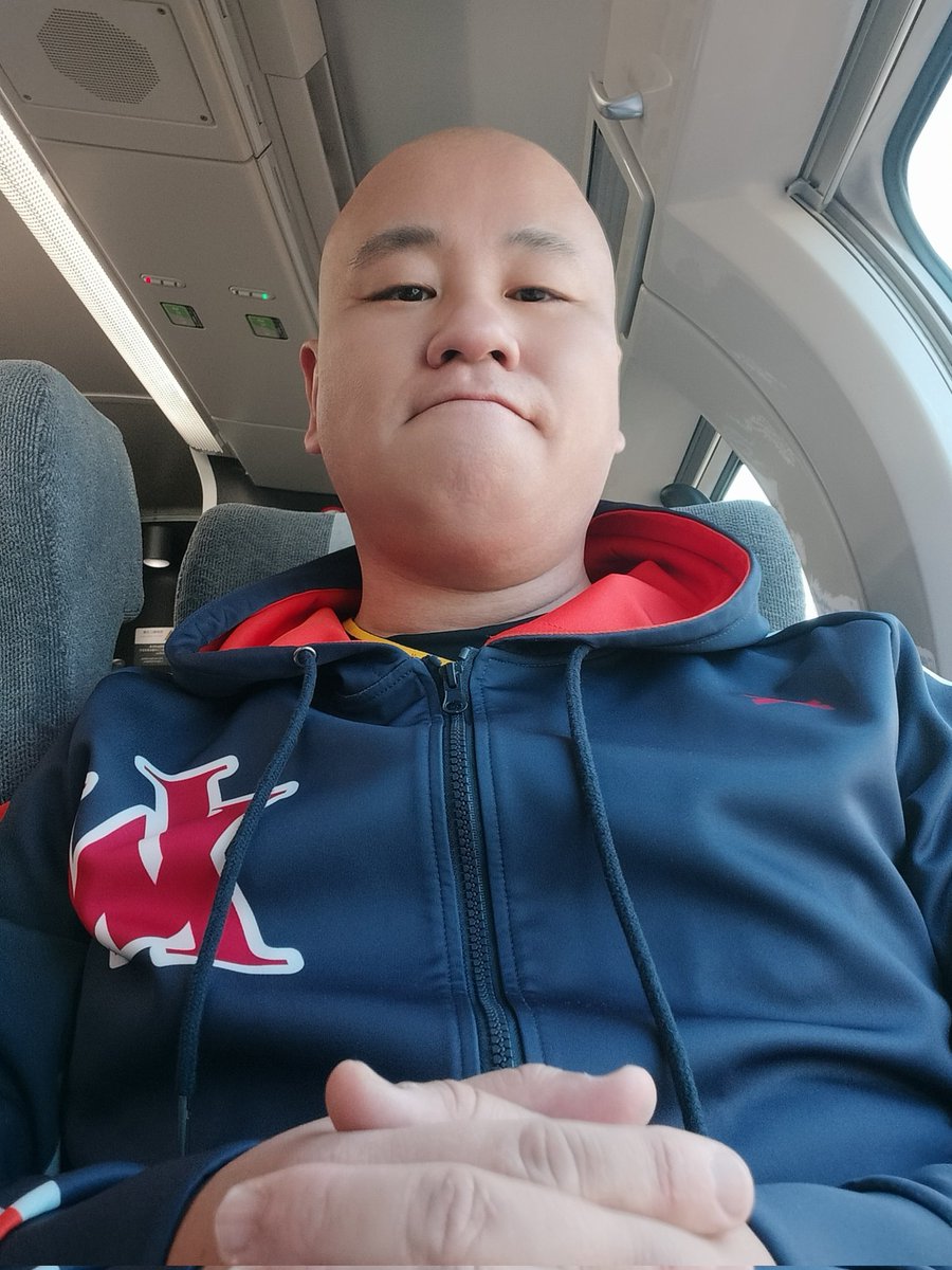 岡山まで移動なう〜。
今日はどんな出会いが待ってるかな？
定員13名様までなので、くれぐれも早めにお越しくださいね〜。✨　
<a href="/Bear202203/">clothes fetish club「Immortal Warriors」</a>