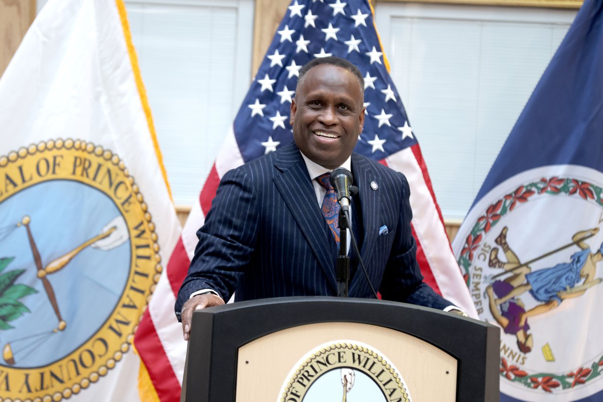 pwcgov's tweet image. Congratulations to George T. Stewart who took the oath of office this afternoon as Gainesville District Supervisor, accompanied by family, community members and fellow elected officials. 

Watch the ceremony here: loom.ly/7CTX_4E