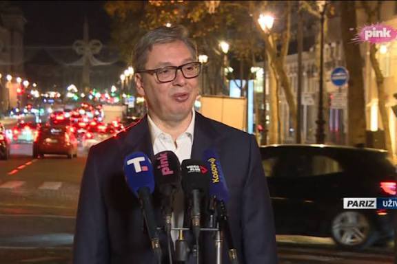 tamaratamara's tweet image. &quot;Daćete mi jednu pres salu&quot;.

Francuzi: Best we can do is ULICA.