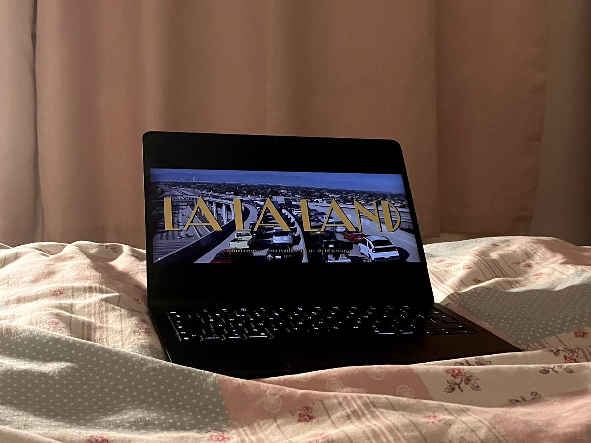 rosie ⚢ tweet media