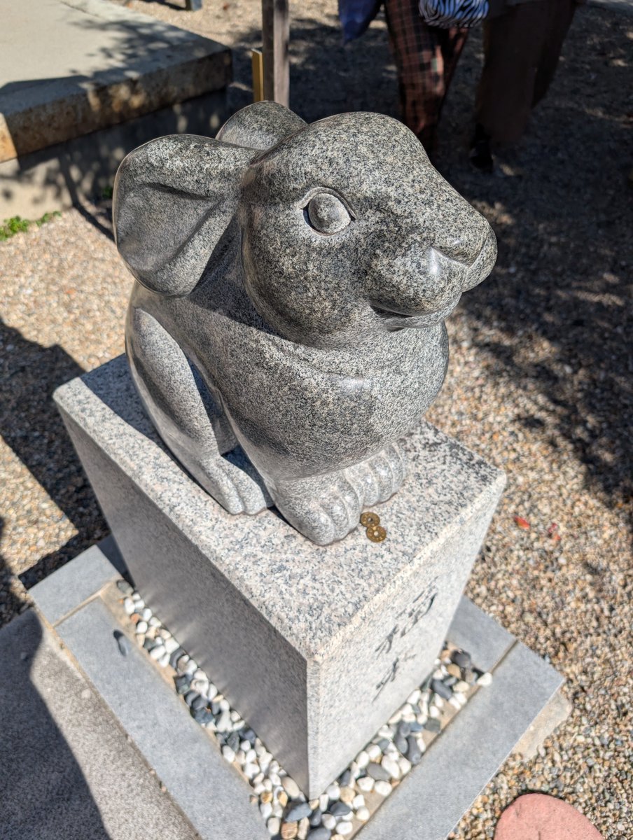 ウサギの石像^^ ウサギの石像^^ 2023年はうさぎ年！出雲大社には70羽