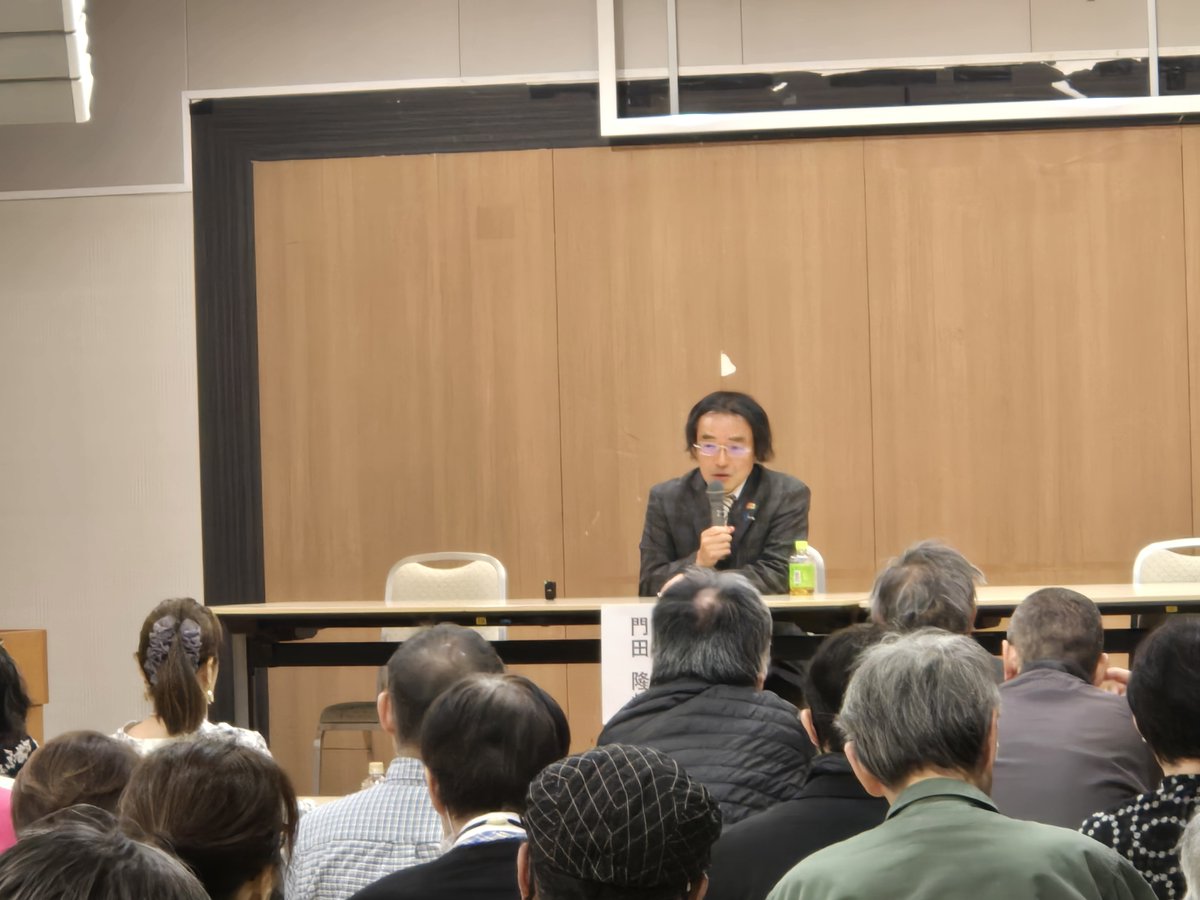 シンポジウムで、朝木事件の問題を追及。