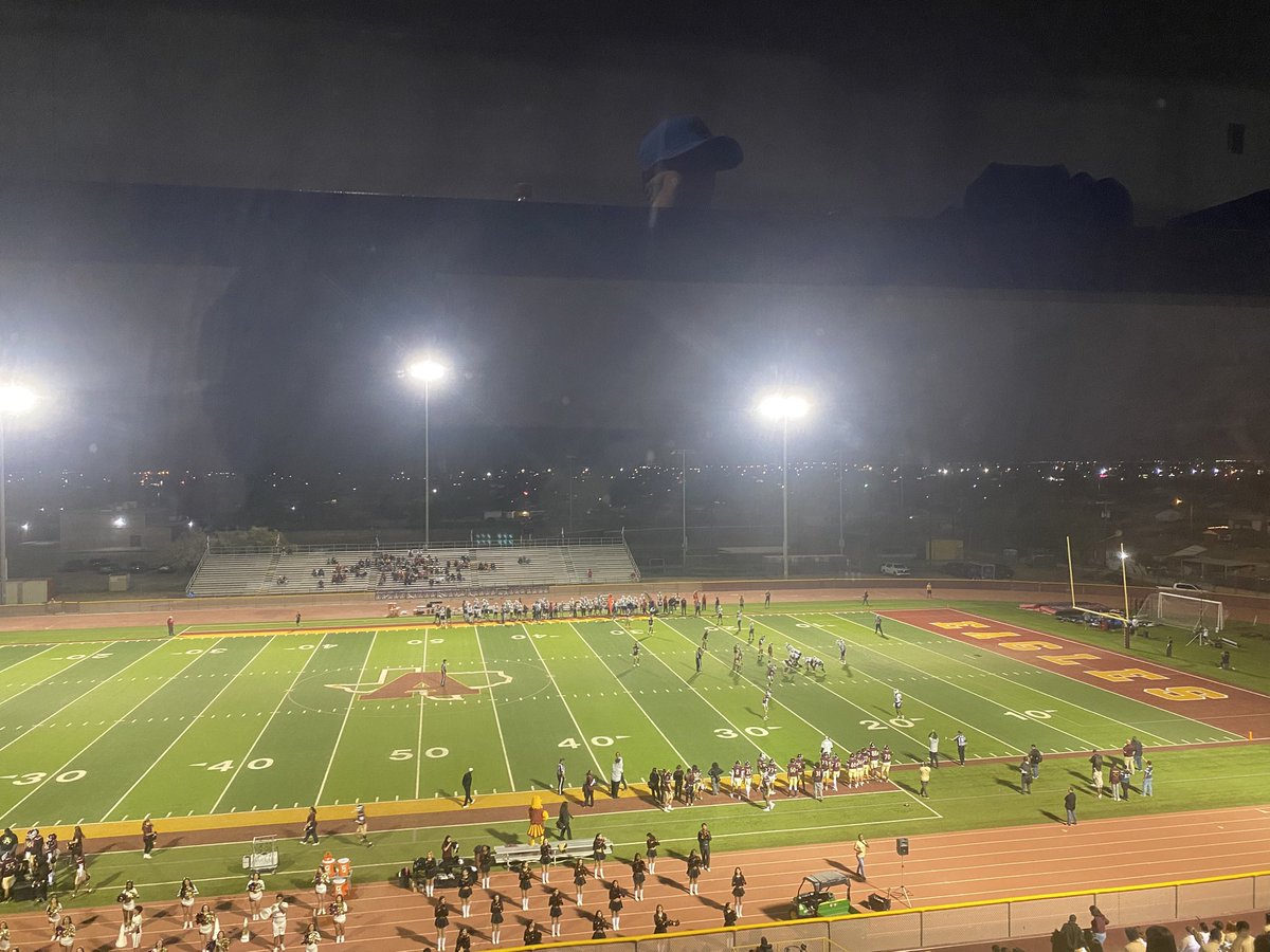 Andress (8-2, 7-1) hosting Memorial (7-3,3-3) from Wichita Falls, TX in the first round of District 5A, Division II playoffs. Andress missed a FG on their first possession, Memorial went three and out on theirs. Andress first down at midfield. <a href="/600espnelpaso/">600 ESPN El Paso</a> #txhsfb #ffn600