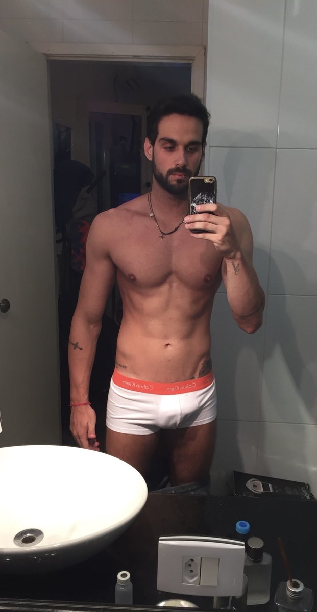 BC29_VIP's tweet photo. #NSFW #GayNSFW #GayHot #WhiteBriefs #ThirstTrap #OnlyFansMen #GayBrazil https://t.co/dc75QilOb1