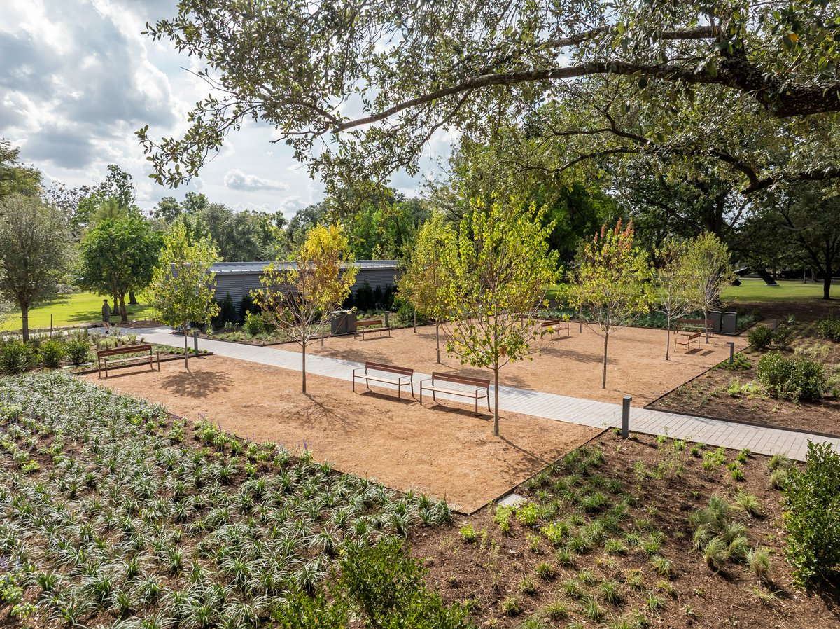 TwilaForHouston's tweet image. The At-Large 3 team had the opportunity to attend the Rothko Chapel dedication of the new Kathleen &amp;amp; Chuck Mullenweg Peace &amp;amp; Reflection Garden, an inspiring addition to the Opening Spaces campus expansion. This contemplative outdoor space beautifully extends the Chapel’s mission…