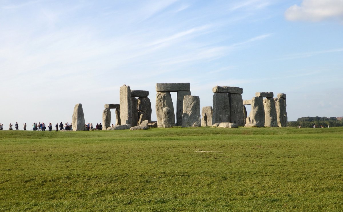 Ten years ago we visited #Stonehenge and it was all it was cracked up to be 🙂 See the link for pics. #UK #England #Landmark #Travel #Historic   ionnature.blogspot.com/2025/11/stoneh…