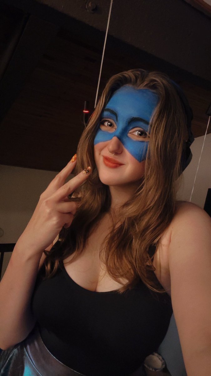 First dispatch playthrough 😳
twitch.tv/noodle_noms