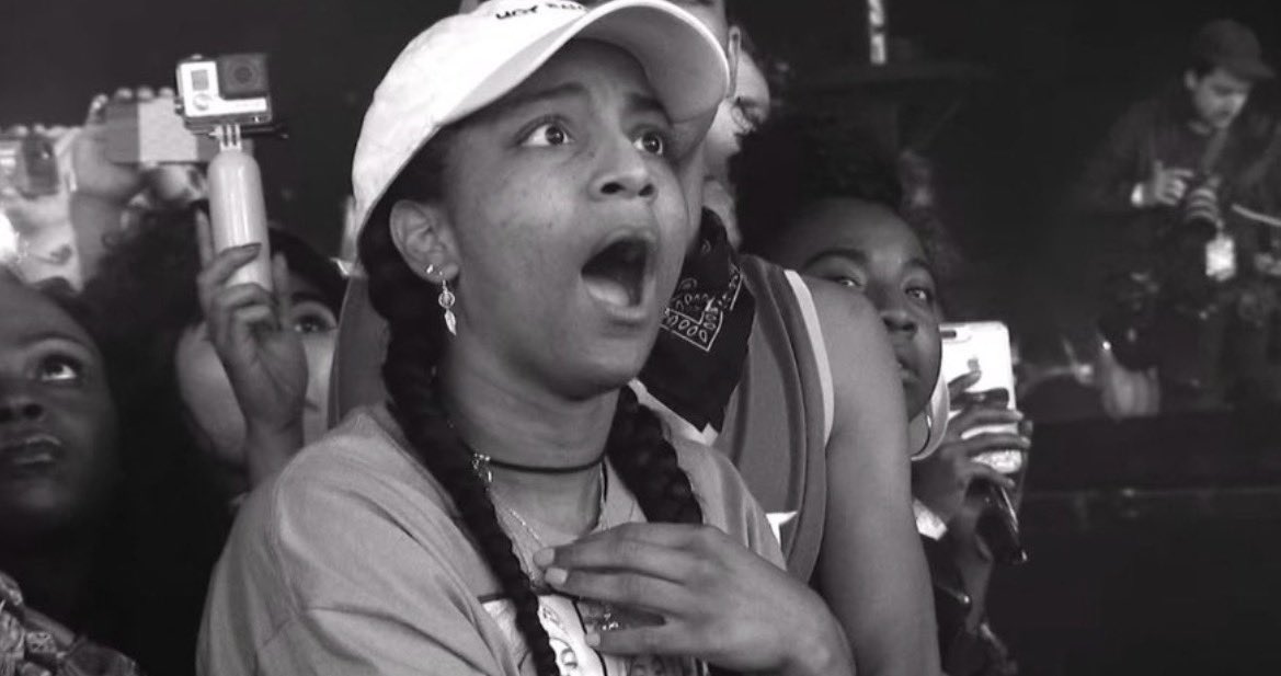 BeyHive,

Let’s collectively watch Homecoming this evening in remembrance of Sydney Hardeman 🕯️🤍 🐝 

Sydney’s gofundme: gofundme.com/f/in-loving-me…

(repost/share to spread the word)