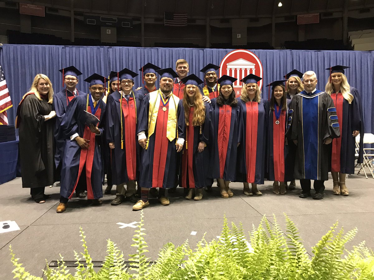 hanfran7's tweet photo. RIP Tad Pad. We’ll always have the memories ❤️💙 https://t.co/n9fwkXtZGt